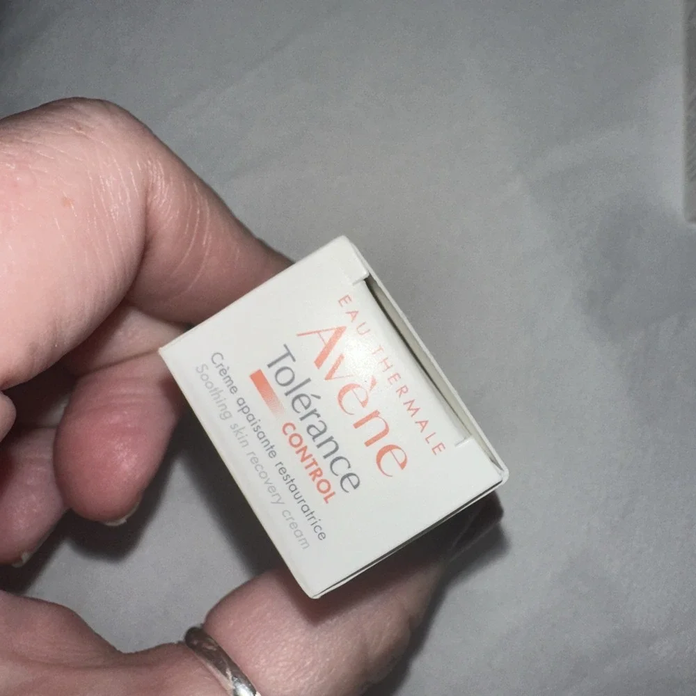 NEW Sealed Avene Tolerance Control Soothing Recovery Cream 0.1oz 5mL Travel 2/27